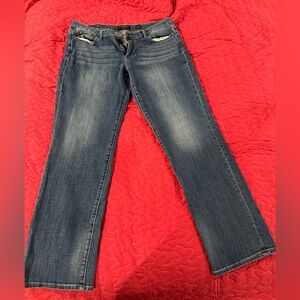 Lucky brand mid rise sweet straight jeans